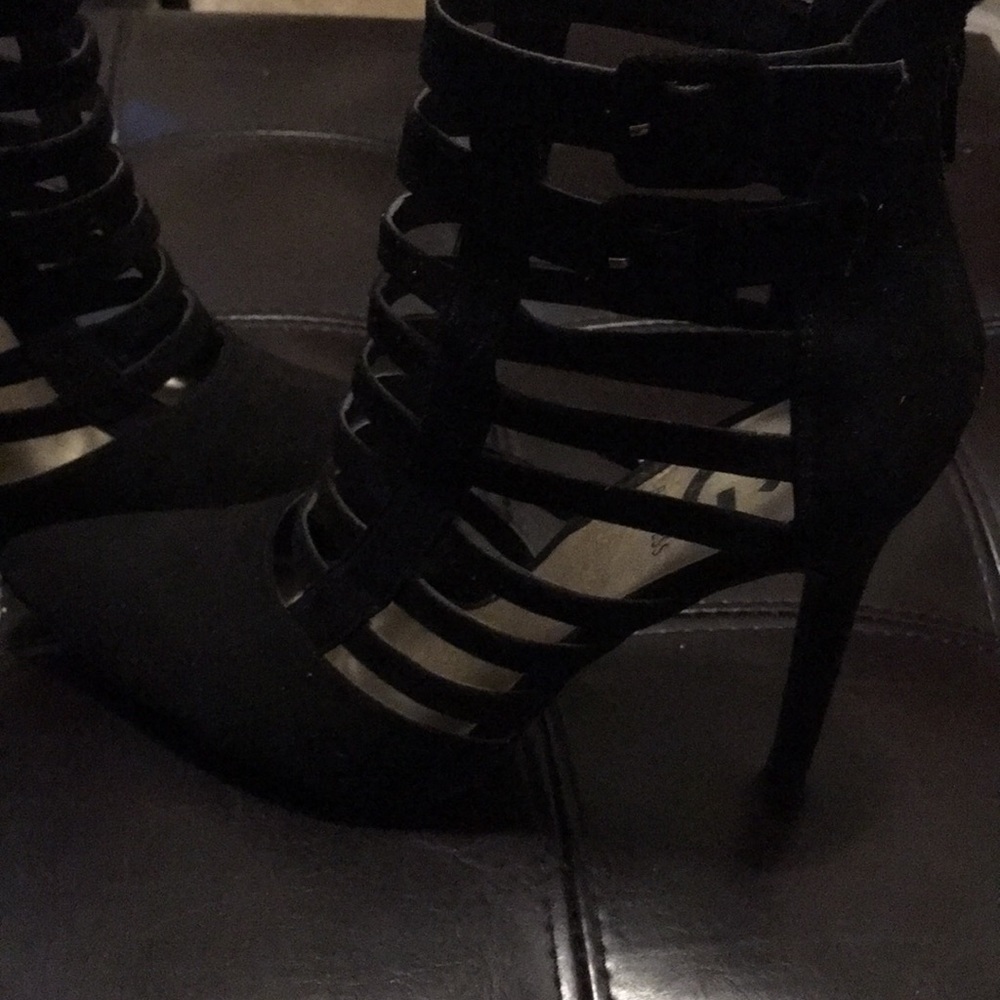 Caged Heels - Picture 4 of 4